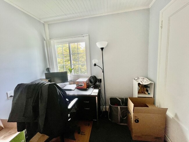 Photo - 31 Midland Ave