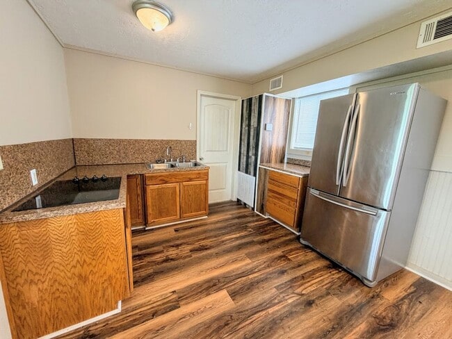 Photo - Affordable 1 BR, 1 BA Mobile Home on a Private Lot in Sulphur, LA