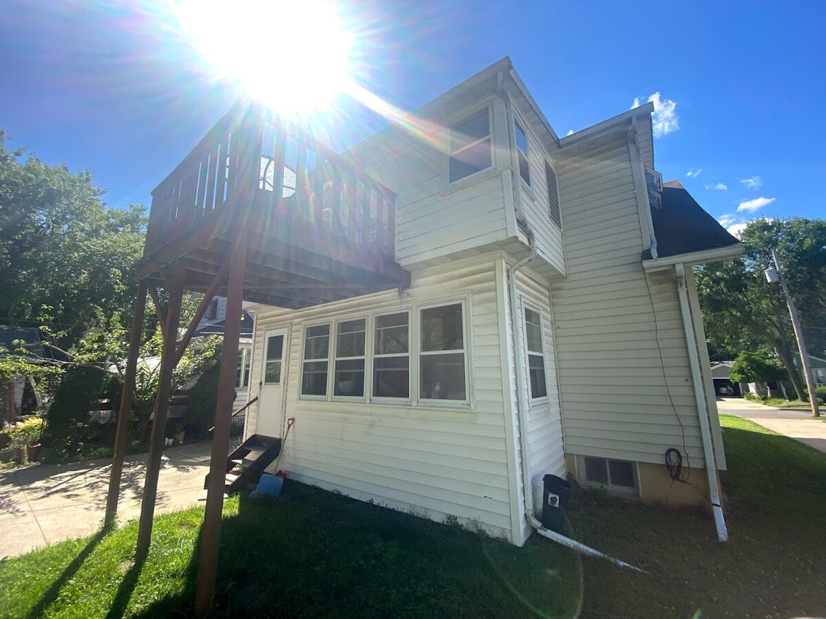 Photo - 2111 E. Dayton St. Unit 2