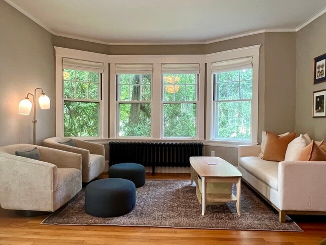 Photo - 211 Forest St