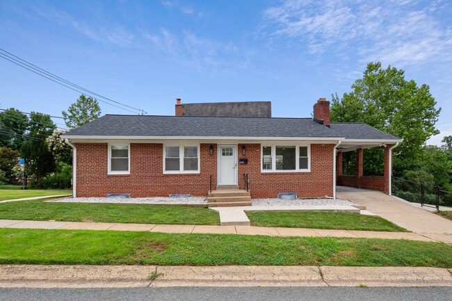 Building Photo - 6100 Johnson Ave Rental