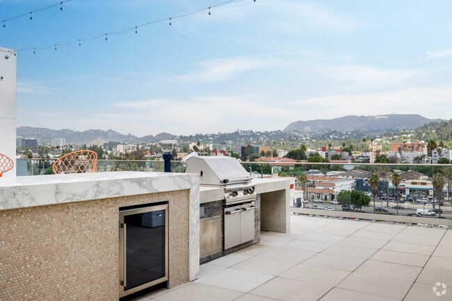 Rooftop Lounge