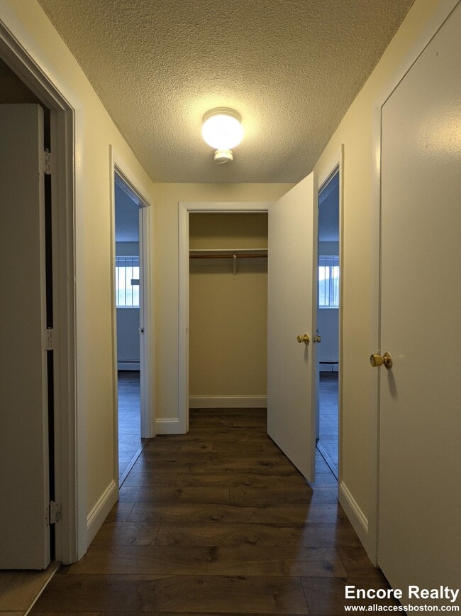 Photo - 90 Gardner St Unit 14D