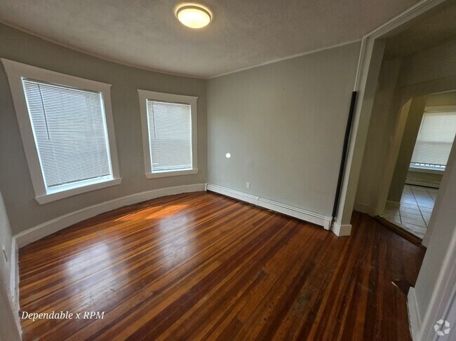 Building Photo - 20 Maywood St Unit 2L Rental