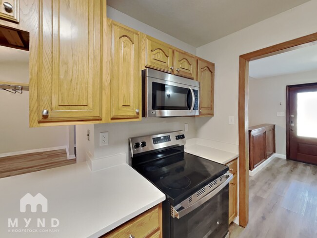 Photo - 521 Magnolia Dr