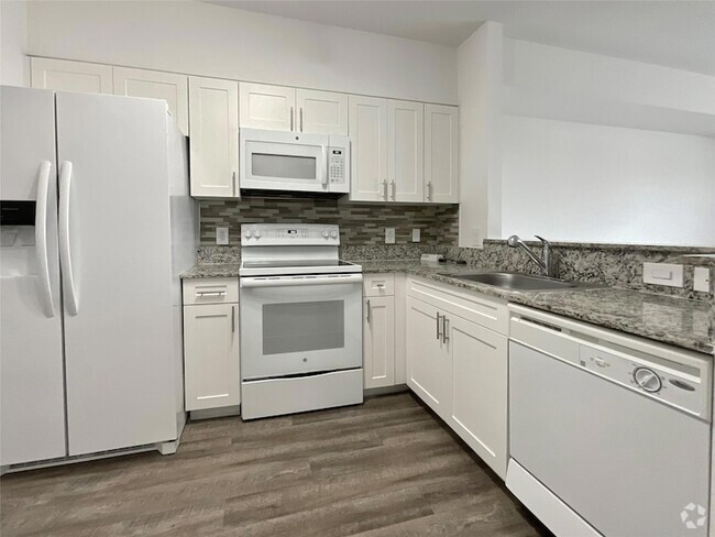 Building Photo - 18335 NW 68th Ave Unit 245-5259 Rental