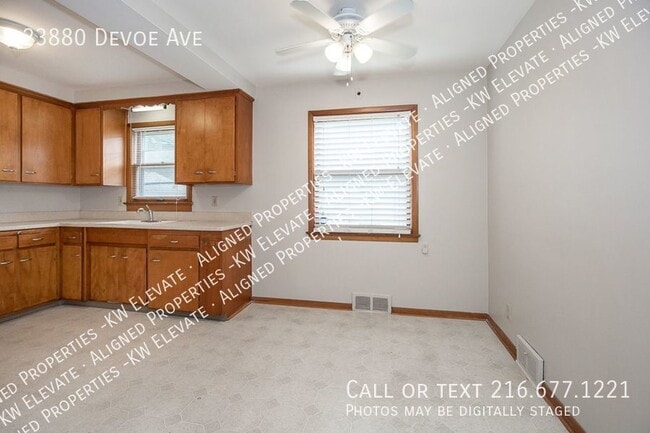 Photo - 23880 Devoe Ave