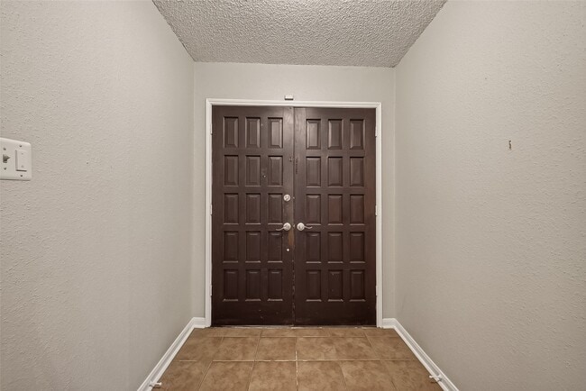 Photo - 16451 Cavendish Dr