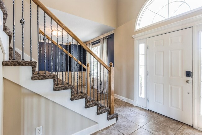 Photo - 16514 W 165th Terrace