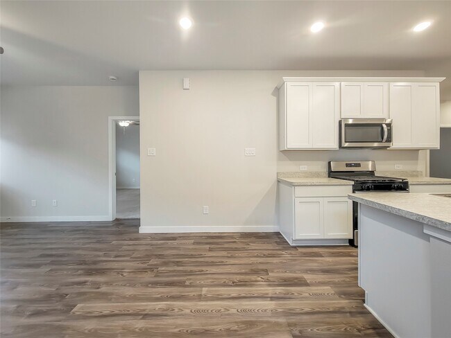 Photo - 16983 Pandora Wy