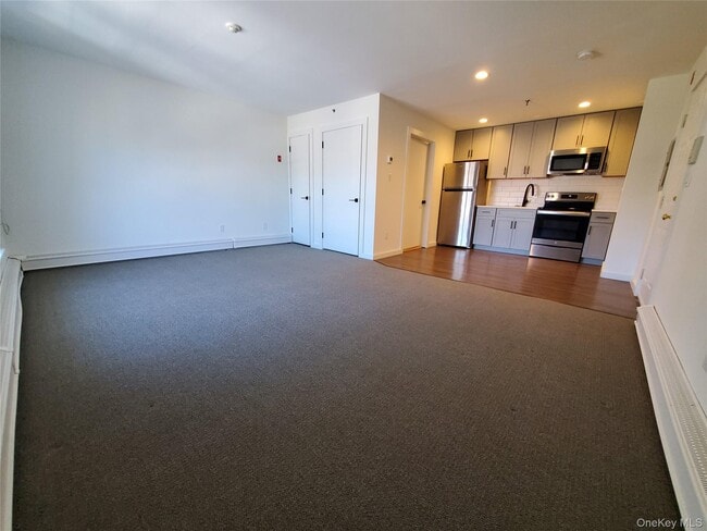 Photo - 100 Mariners Way