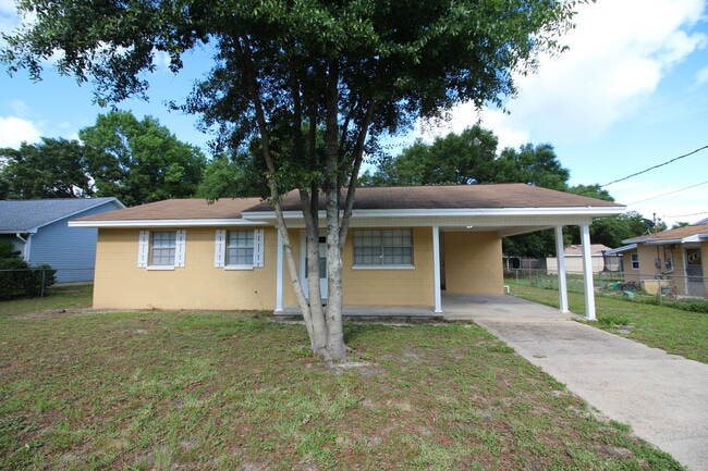 Building Photo - Beautiful Renovated Home In Fort Walton Beach