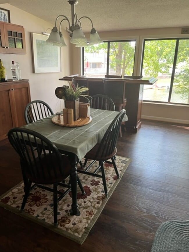 Photo - 74 Lakeshore Ct