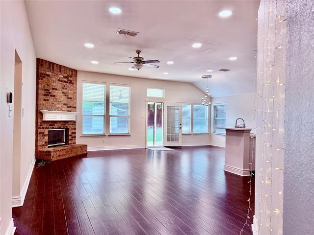 Photo - 700 Auburndale Dr
