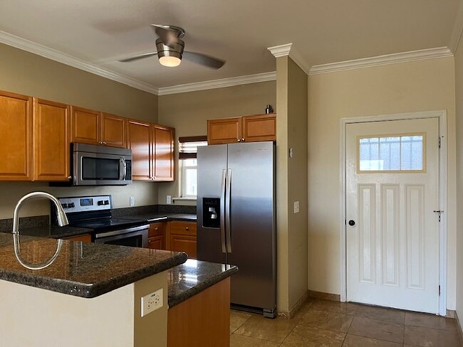Terrific 2 bedroom Condo - Terrific 2 bedroom Condo