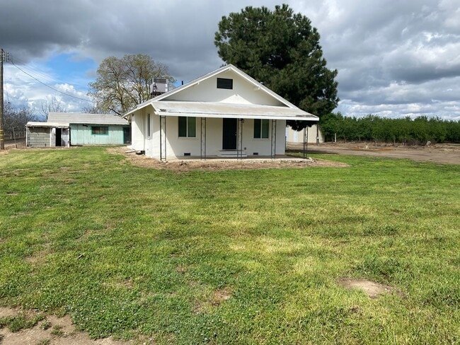Country living at it's best. - Country living at it's best. House