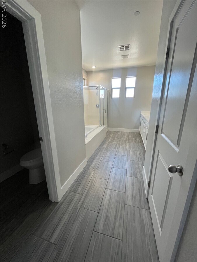 Photo - 2455 Calestano Ave