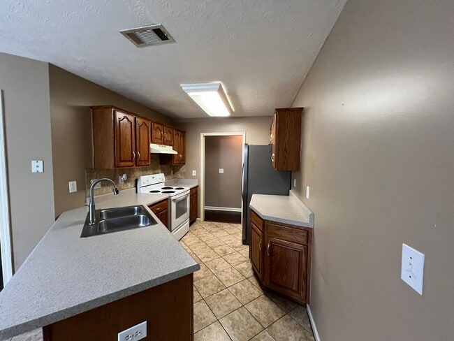 Photo - Home for rent in Wynbrook