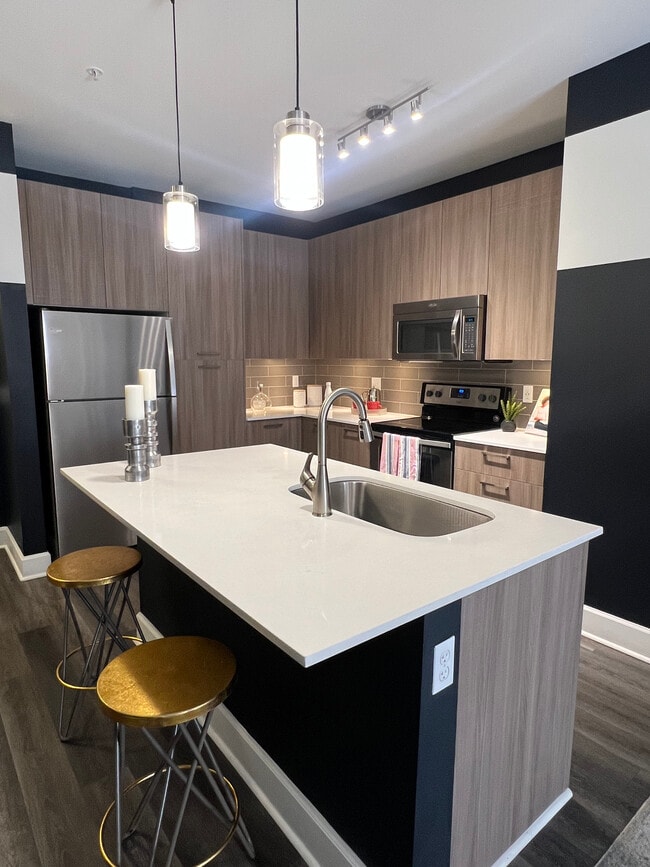 Building Photo - 5084 NW 84th Ave Unit B