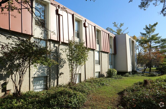 Photo - Winterwood Gardens Apartments