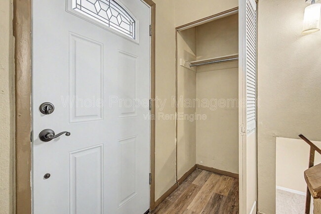 Photo - 4204 Hoyt St