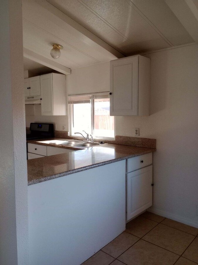 Three Bedroom with 2 Bath - Three Bedroom with 2 Bath Casa