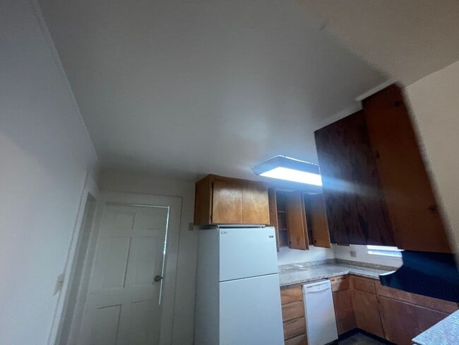 Photo - 728 W 3rd St Unidad 1