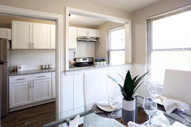 Dining Room/Kitchen