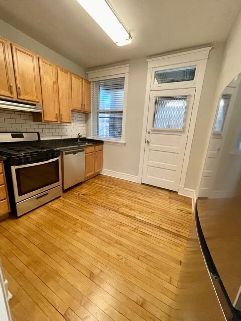 Photo - 3700 N Fremont St Unit 2