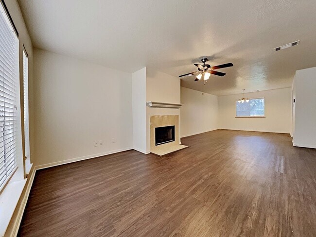 Photo - 2738 Springstone Dr