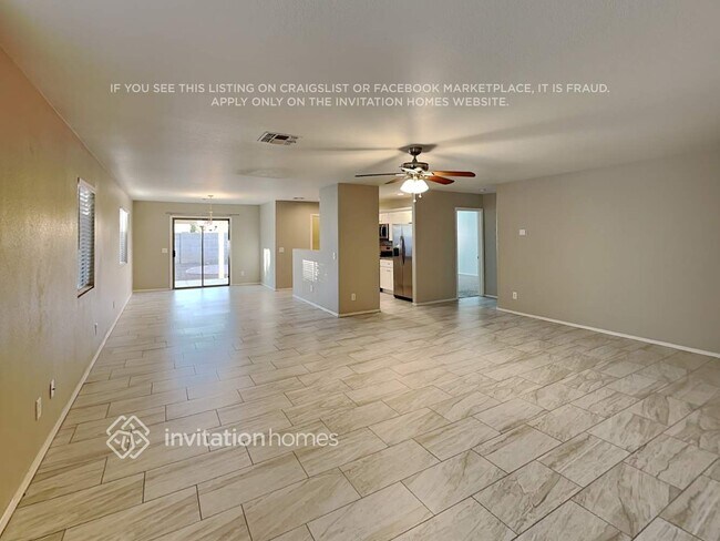 Photo - 1039 E Desert Moon Trail