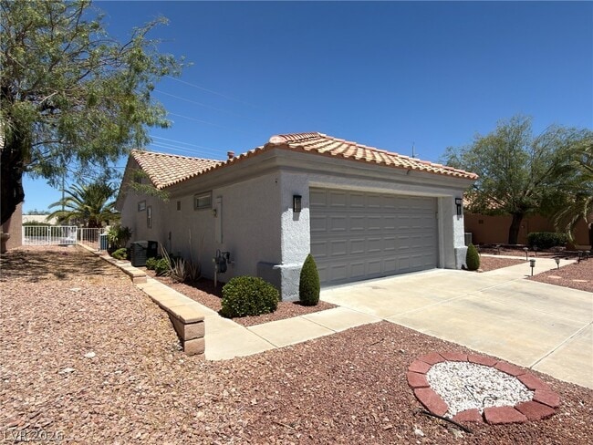 Photo - 10420 Villa Ridge Dr