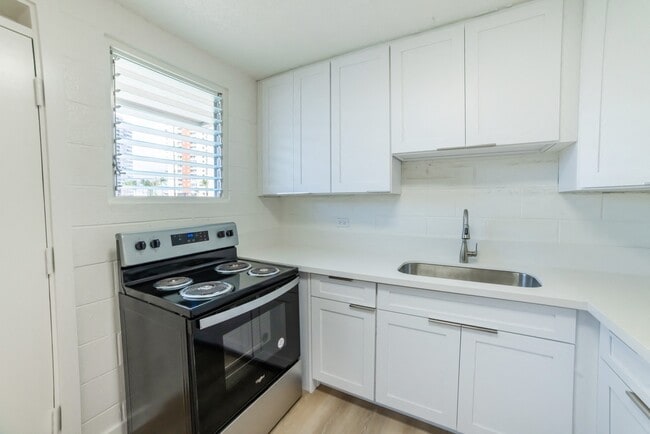 2612 Kapiolani