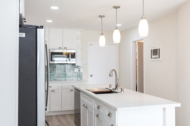 Photo - 2222 Carmel Valley Road Unidad #4