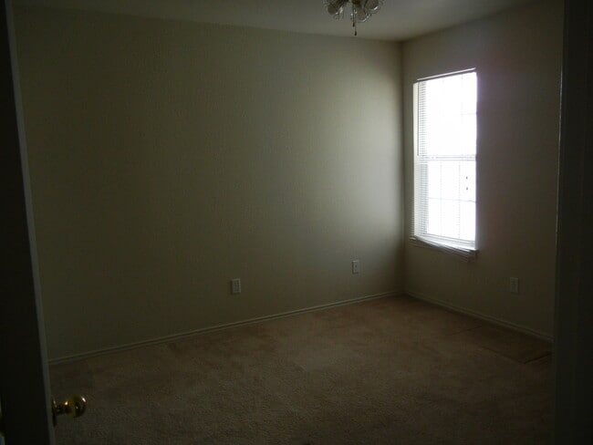 Photo - 1608 Inca Dr Unit C