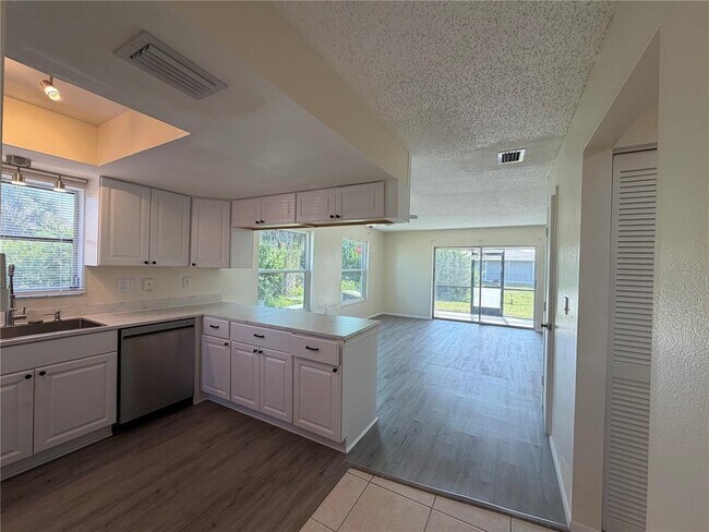 2619 Magdalina Dr Unit 1A