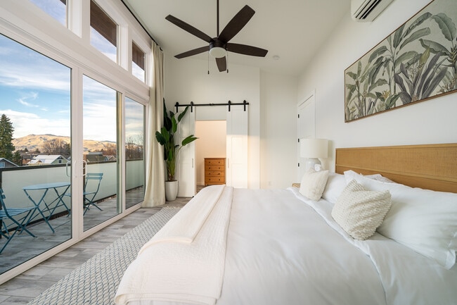 Photo - 1217 Columbine St