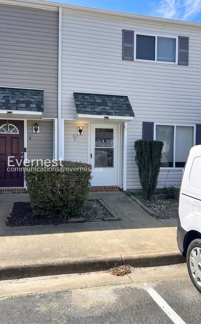 Building Photo - 161 Jenness Ln