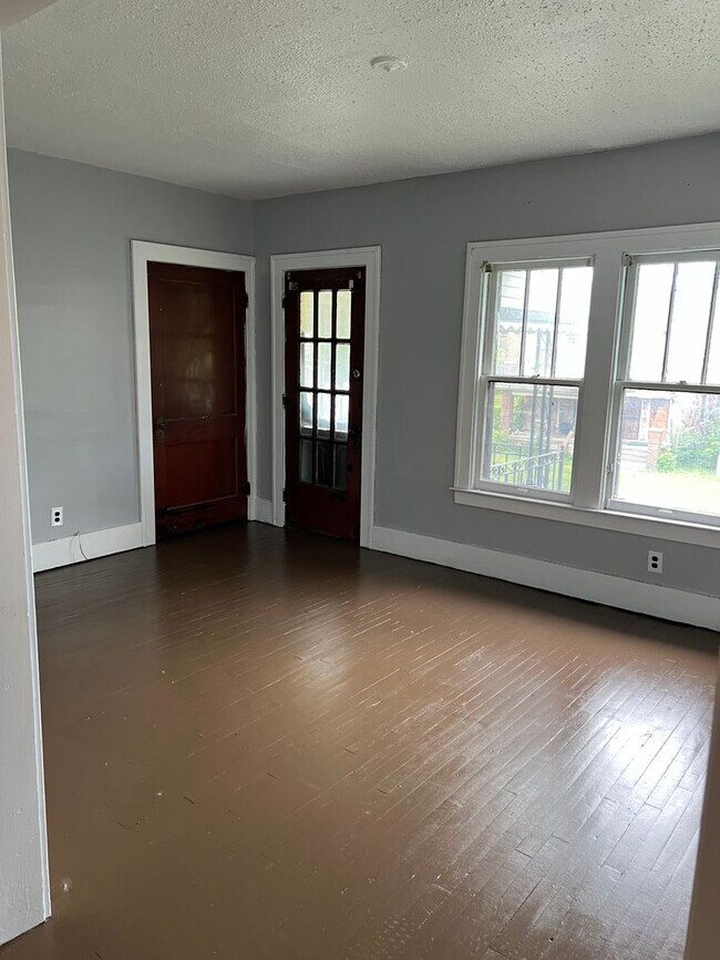 Photo - 6691 Barton St Unit Floor 1