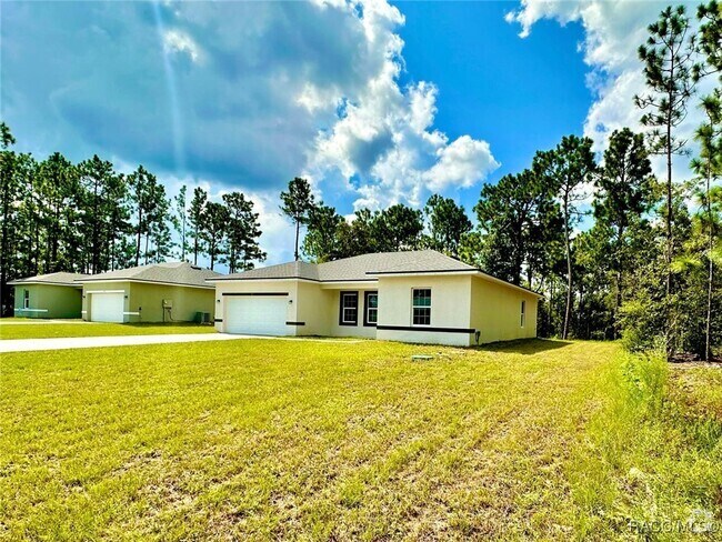 Building Photo - 1014 W Citrus Springs Blvd Rental