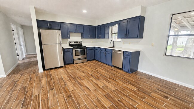 1311 Kimberly Dr