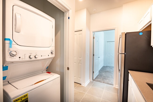 Photo - 824 Daring Dr