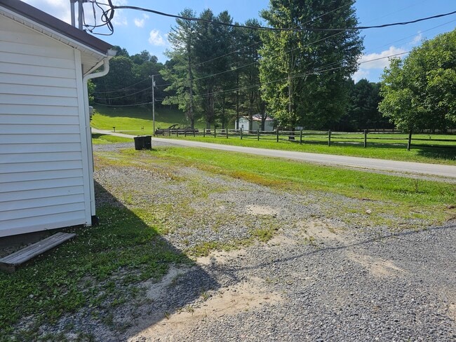 ample parking available off street - 19 crabtree rd Unit 104