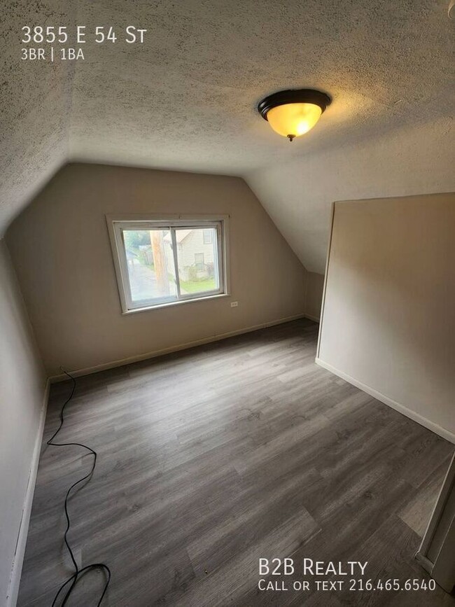 Photo - 3855 E 54th St