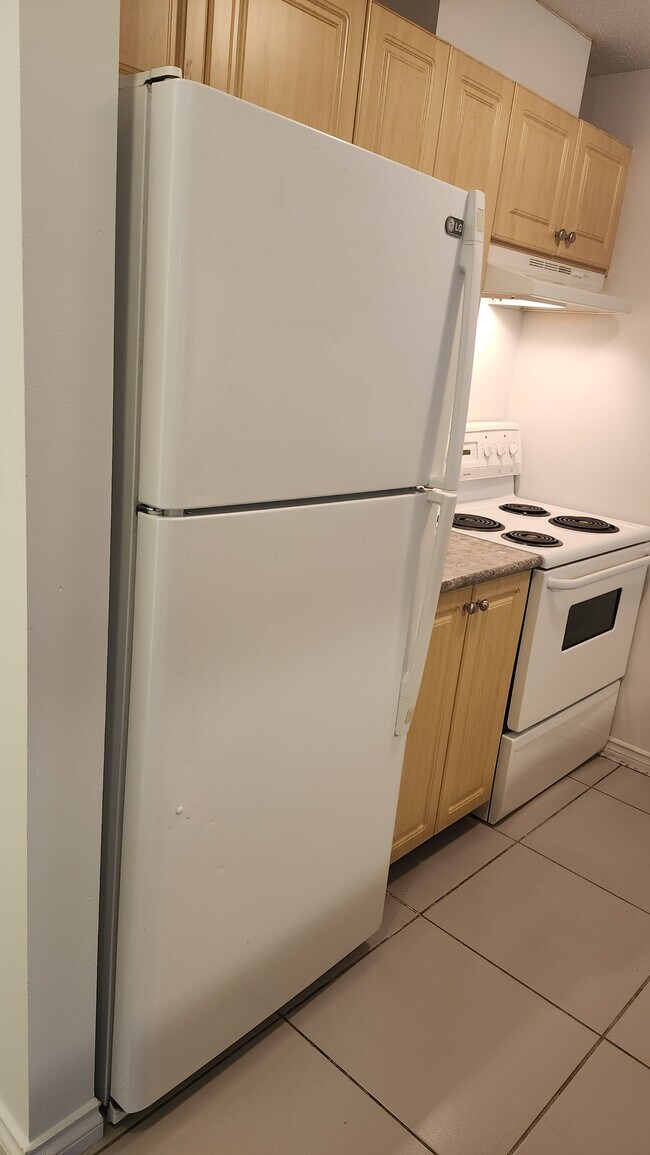 Photo - 1278 Granville St