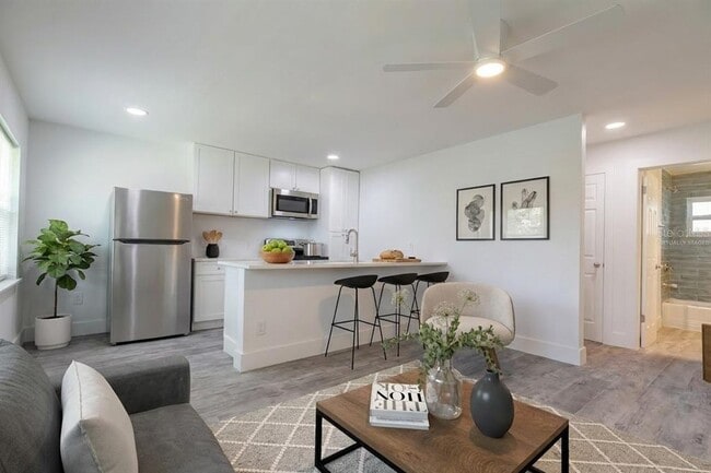 Photo - 3017 49th St S Unidad 9