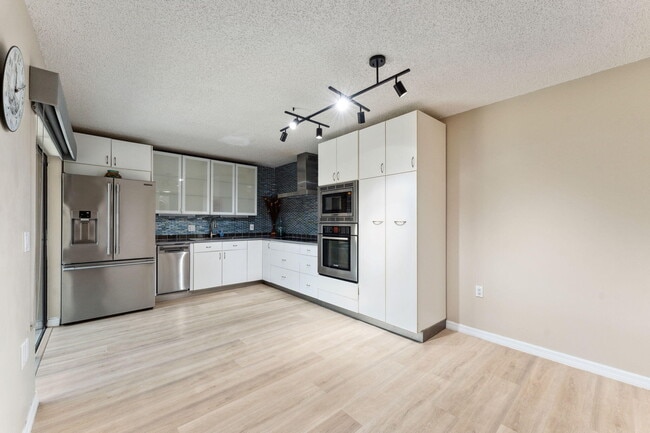 Photo - 2508 25th Ln