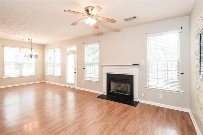 Photo - 4049 Hill Station Ct