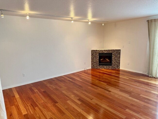 Photo - Incredible Kitchen and Amazing Brazillian Hardwoods