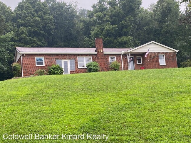 3 br, 1 bath House - 227 Newport St - 3 br, 1 bath House - 227 Newport St